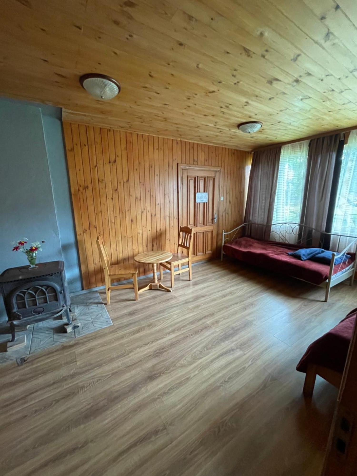 Lauku Viesu Maja Bajari Літній будинок *
